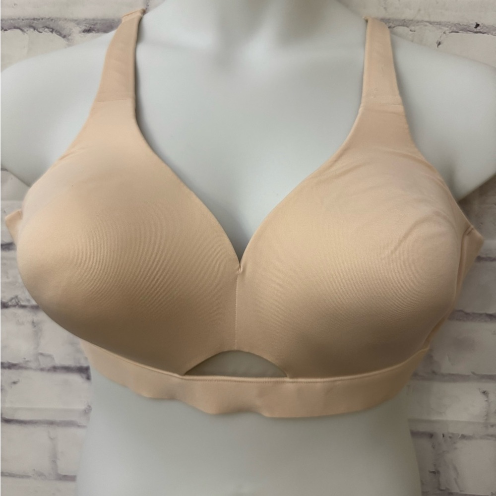 Cacique Size 44B Lightly Lined No Wire Bra Beige Comfort‎ Strap
